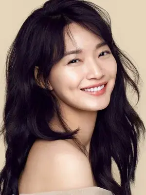 Shin Min Ah