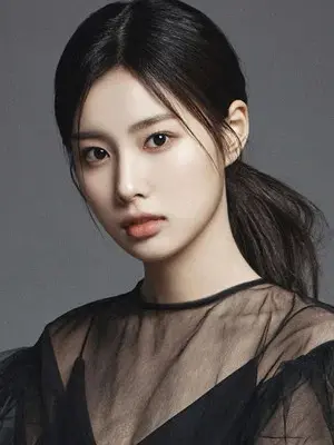 Kang Hye Won